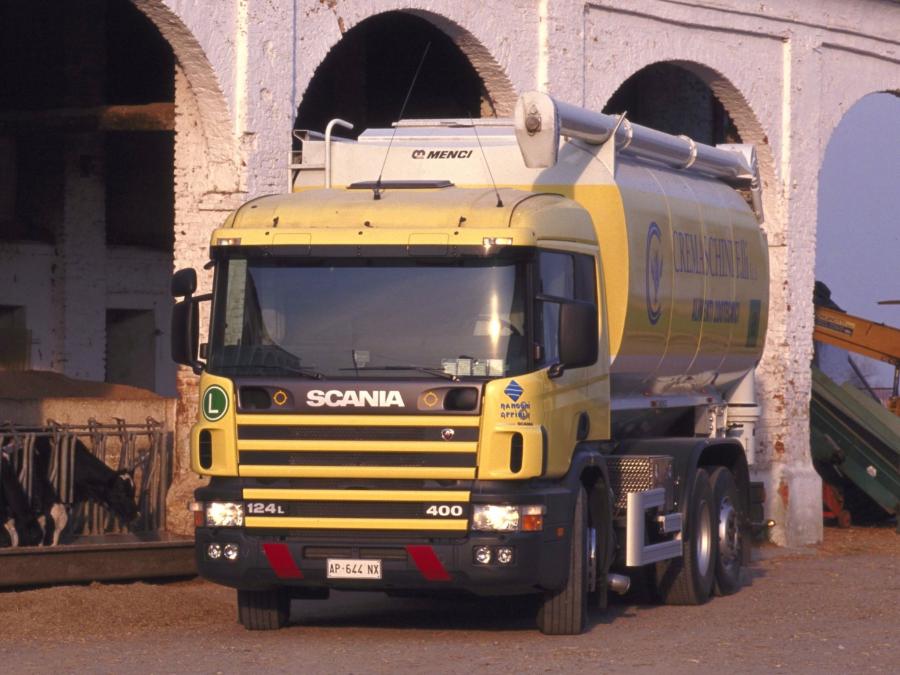  Scania R124L 400 6x2 1995 года  (фото 1 из 4)